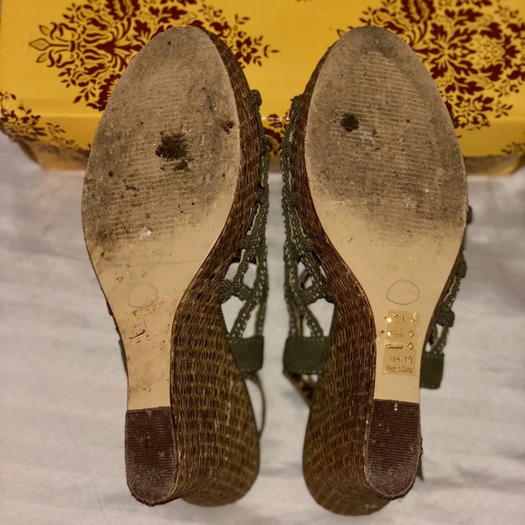 Olive Wedges - Picture 7 of 7